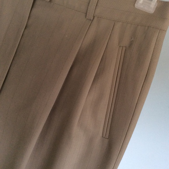 DONATED - Classy Vintage Italian Suit - Picture 7 of 15